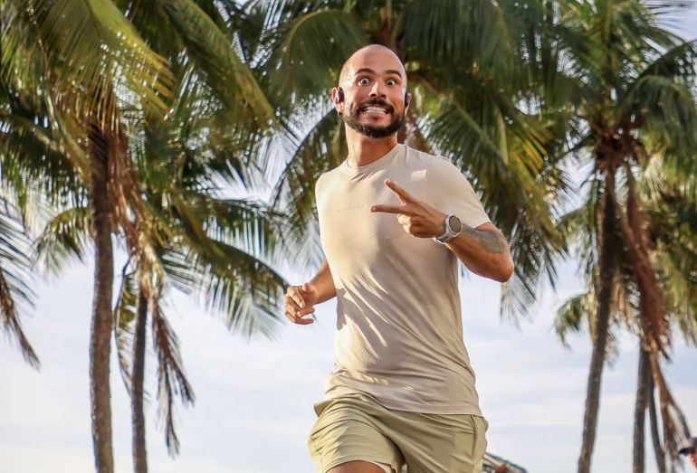 Humorista Ed Gama é assaltado no Rio de Janeiro e tem suas contas invadidas